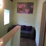 Prvinski Akvarel Prázdninový dům