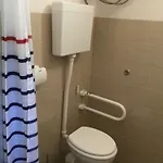 Prvinski Akvarel Prázdninový dům