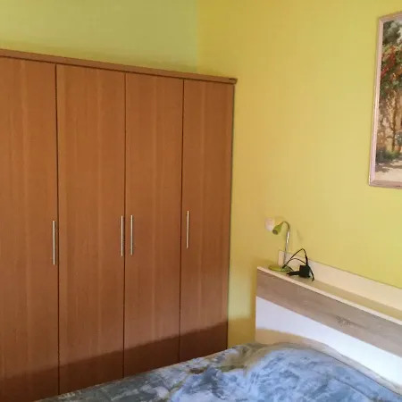 بيت للعطل Prvinski Akvarel Prvić Luka
