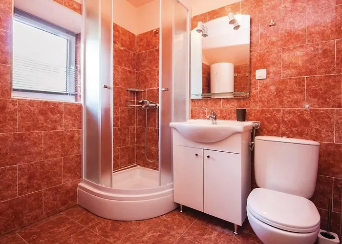 Prvinski Akvarel * Prvic Luka