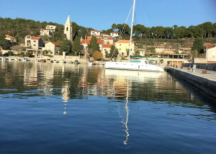 Prvinski Akvarel * Prvic Luka